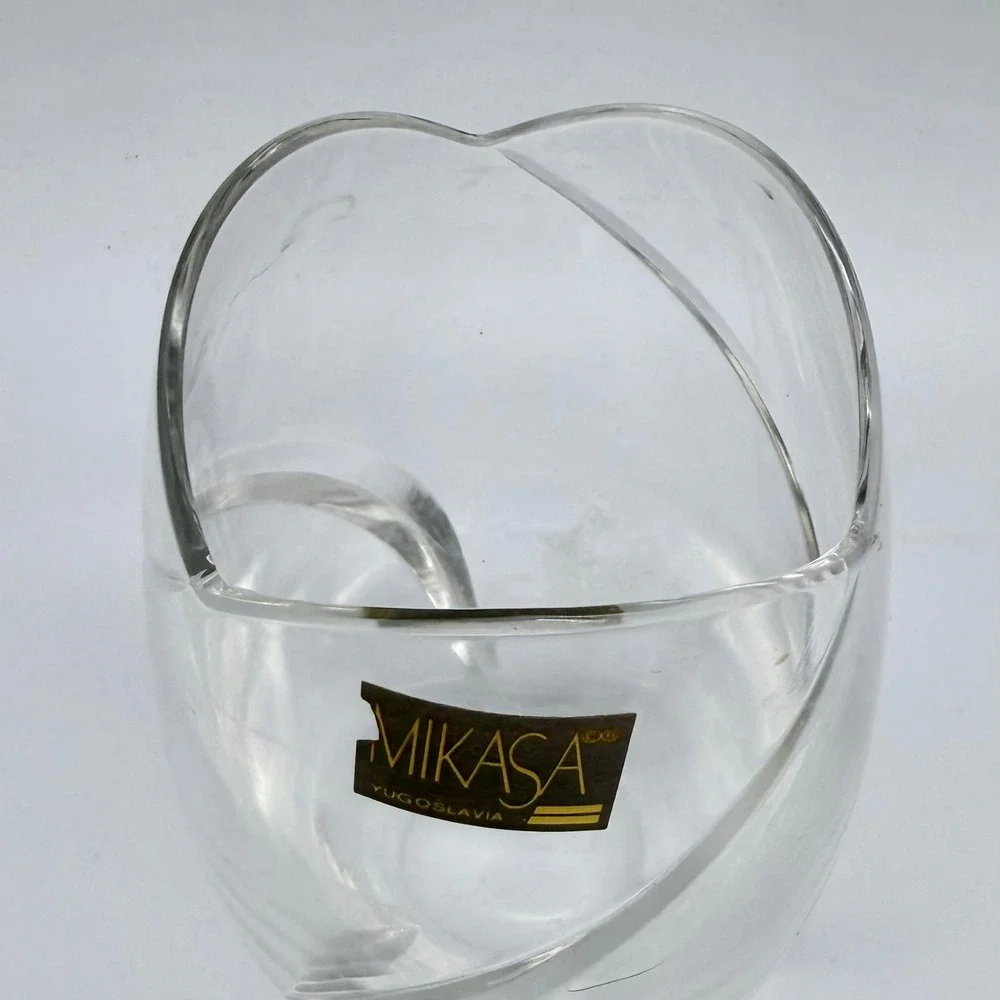Mikasa Tulip Bud Vase Crystal Swirl Scalloped Yugoslavia 5.5